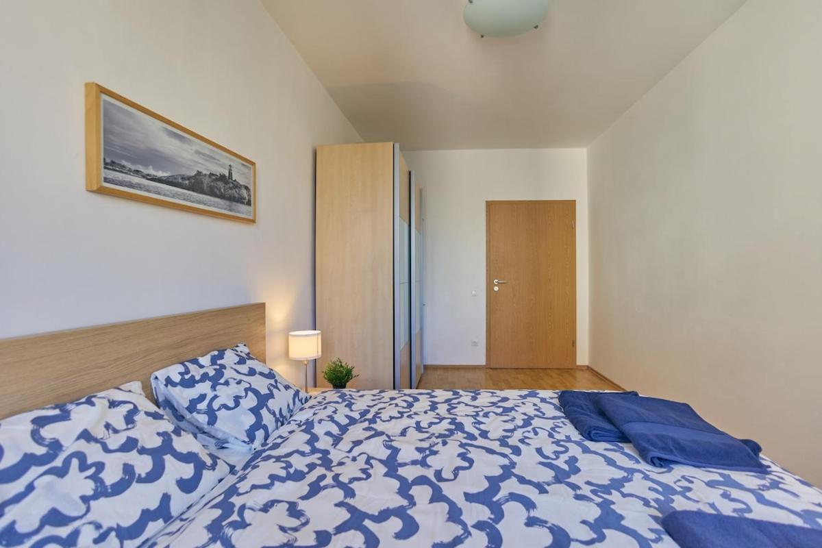 Cozy Quiet Stay With Ac And Parking Budapest Kültér fotó